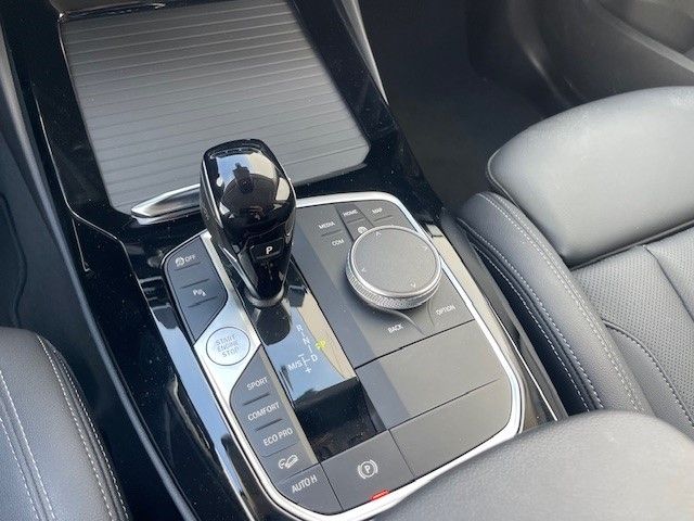 BMW X3 xDrive 20iA LMR SHZ Parkass LCPlus DAB foto 9