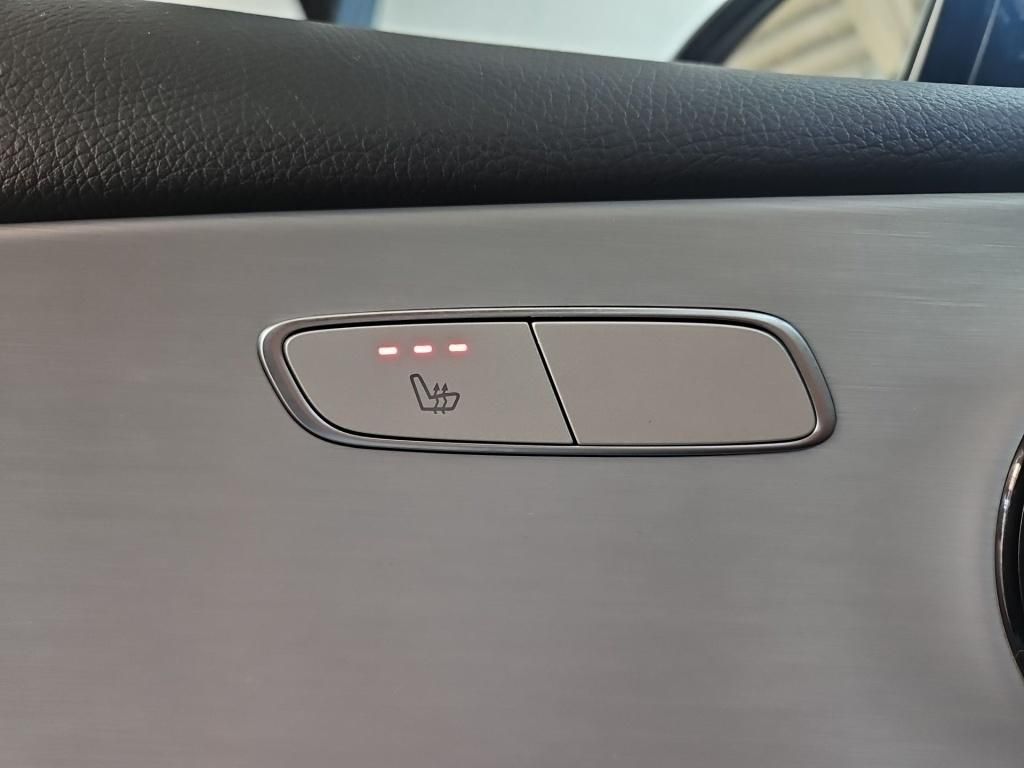Fahrzeugabbildung Mercedes-Benz E 200 Avantg. Navi LED SHZ Schiebedach KAM DAB