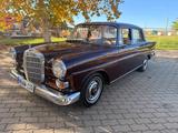 Mercedes-Benz 230. W110 Limusine - Mercedes-Benz Gebrauchtwagen von 1965