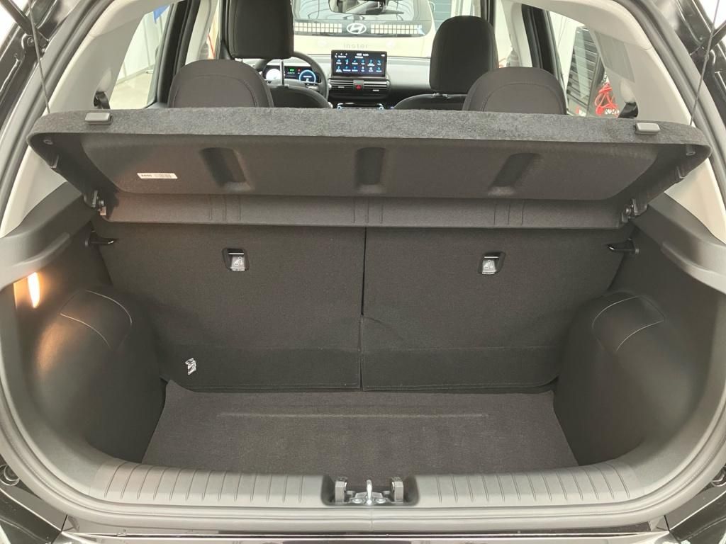 Fahrzeugabbildung Hyundai INSTER EV 42 kWh Select KlimaA Navi PDC KAM