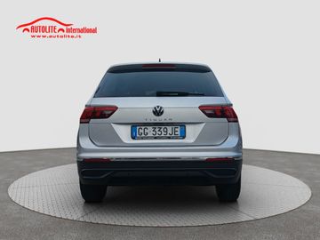 Volkswagen Tiguan - 8