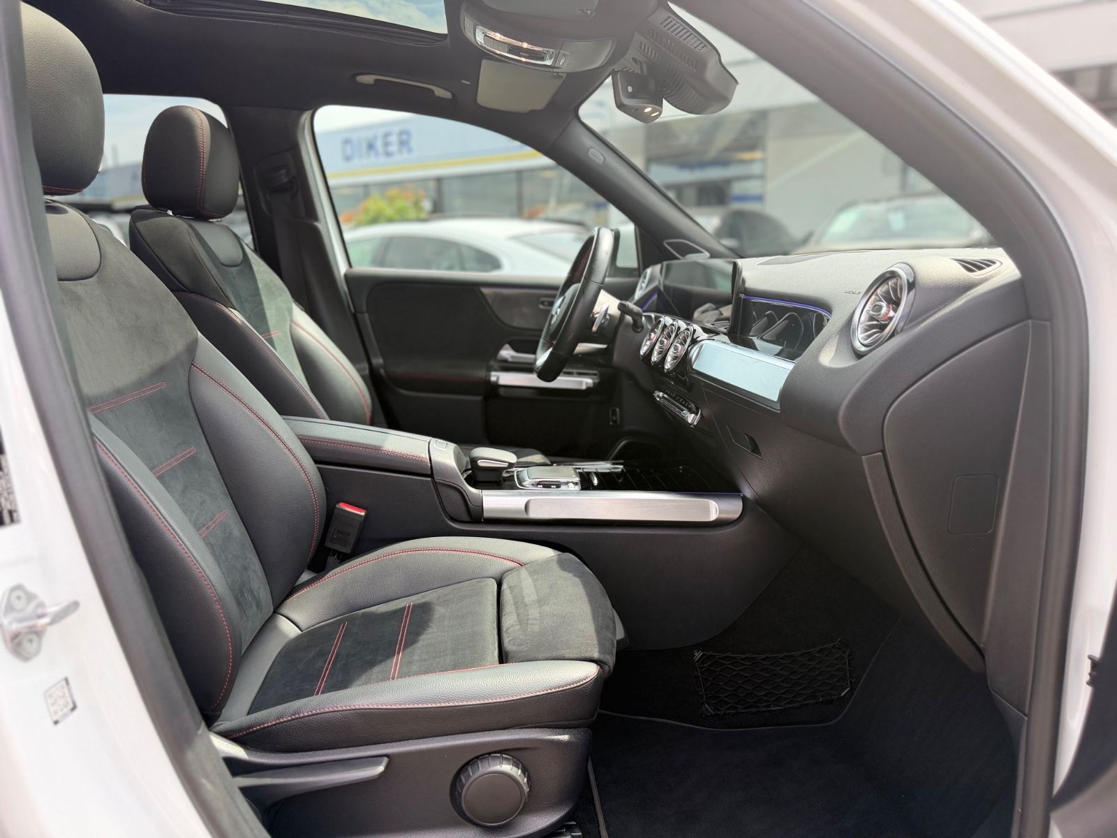 Mercedes-Benz GLB 250 4Matic AMG Line 7 Sitze foto 25