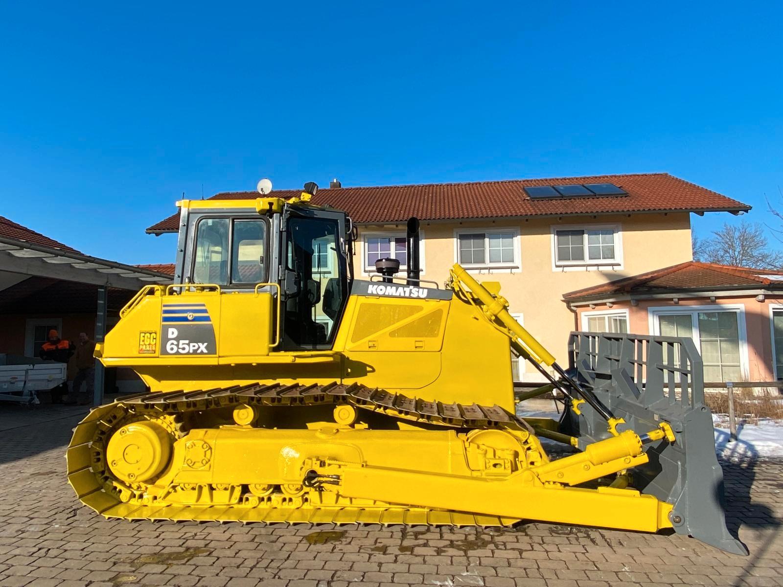 Komatsu D 65PX -16