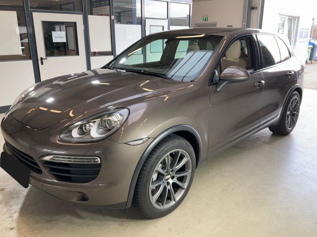 Porsche Cayenne S 4.8 V8 Bi-Xenon*Schiebedach*Burmester