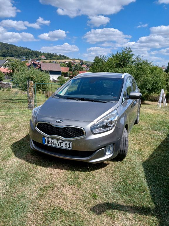 Image of Kia Carens