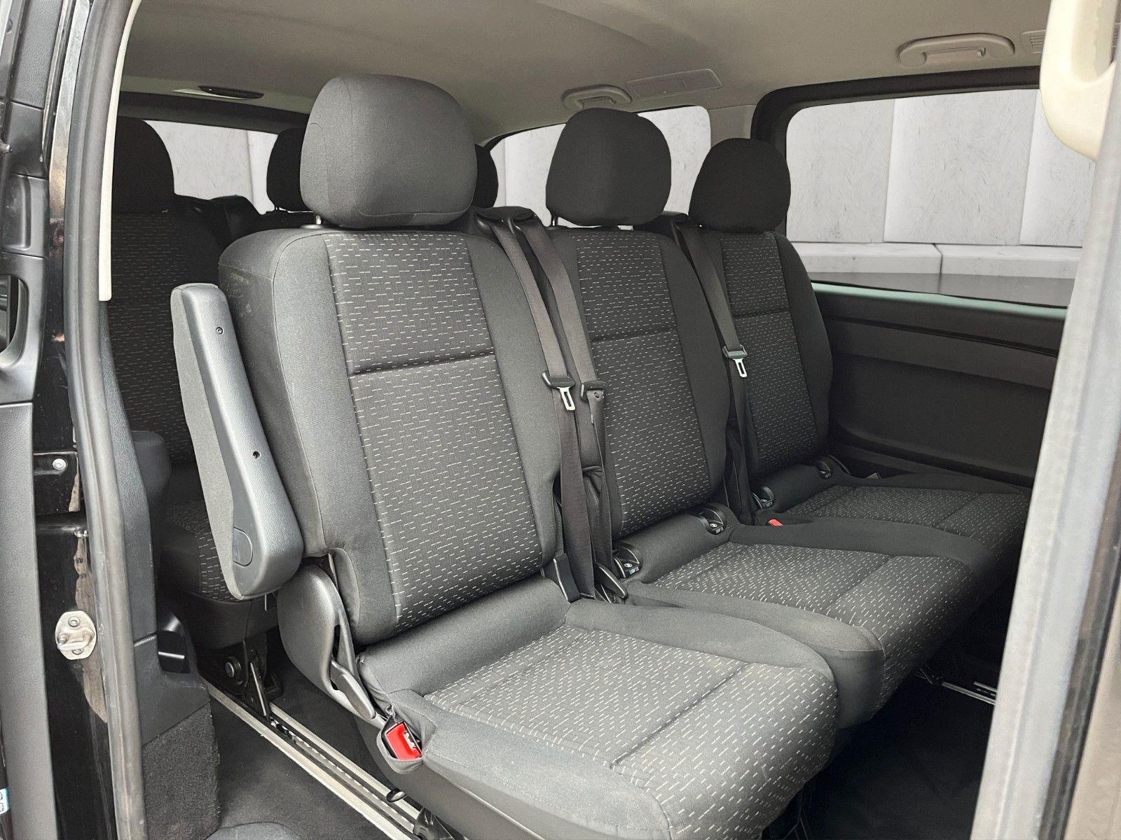 Fahrzeugabbildung Mercedes-Benz Vito 116 Tourer*9G-Automatik*PDC*Temp*9-Sitzer*