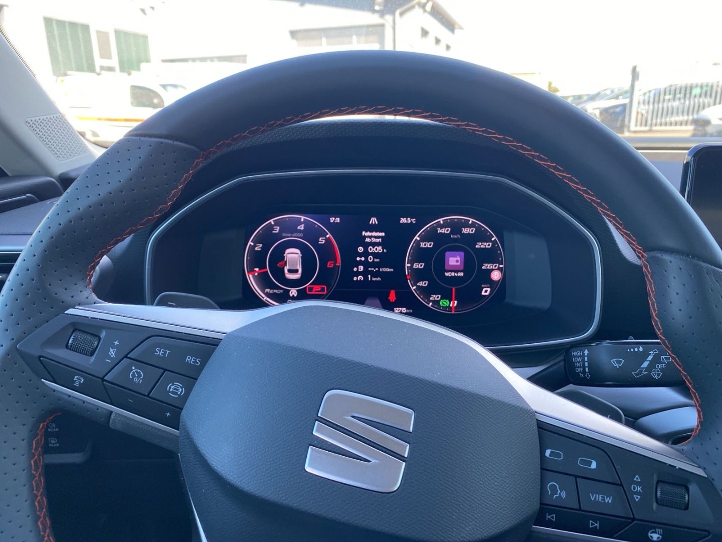 Fahrzeugabbildung SEAT Leon Sportstourer FR 2.0 TDI EU6d Navi Digitales