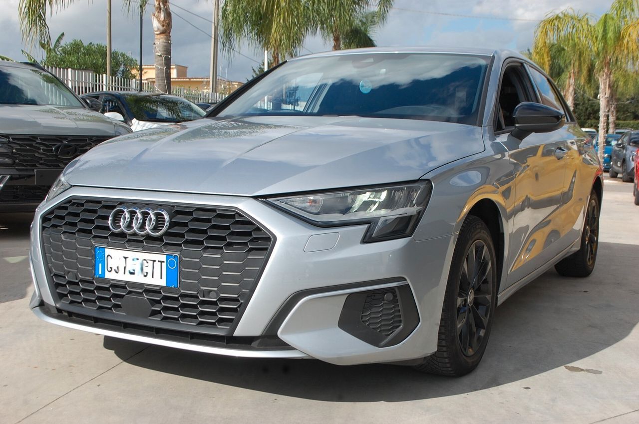 Audi A3 Sportback 35 2.0 tdi 150CV Business Adva imagem 3