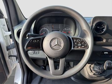 Mercedes Sprinter - 11