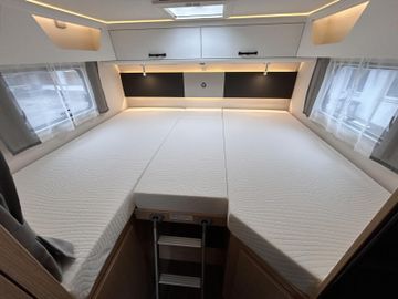 Sunlight Adventure T 66S TV-Paket Solar Digital-Paket