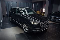 AUDI Q7 45 TDI*PANO*360*AHK*MATRIX*B&O*S&H*MEMORY*