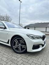 BMW 750d xDrive -Soft-close \Laser/Standheizung/Hud