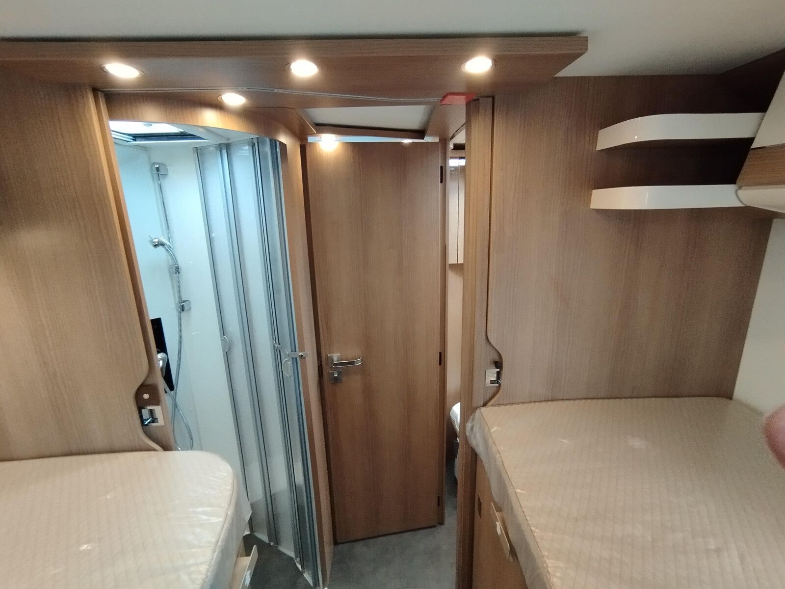 Fahrzeugabbildung Malibu I 490 RB LE comfort Mercedes,Distronic,LED,Autom