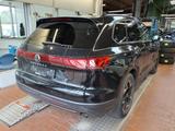 Volkswagen Touareg 3.0 TDI 4M  AHK Navi LED Leder Kamera PD - gebrauchte VW Touareg aus dem Jahr 2024