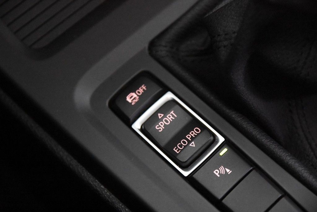 BMW X1 sDrive18i *1.Hand*Navi*Standheizung*EHK* foto 12