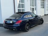 Mercedes-Benz C 400 9G AMG 4Matic *STNDHZG*HEADUP*PANO* - Mercedes-Benz C 400 aus 2016