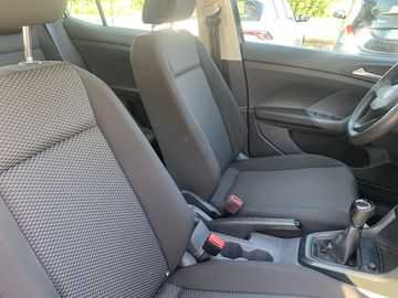 Volkswagen T-Cross - 11