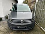 Volkswagen Caddy 1,4TSI 92kW BMT Behindertengerecht-Rampe - Volkswagen Caddy: 9k