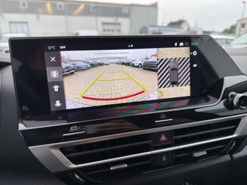 Citroën C4 Max 130 EAT8 Kam.+KeyLess+LED+Navi+SHZ