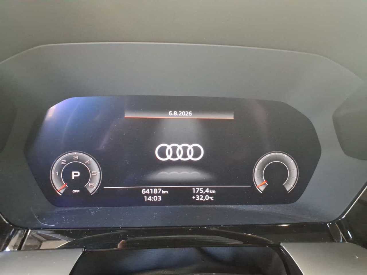 Audi A3 Sportback S-Line 40TDI quattro S-tronic Pano foto 4