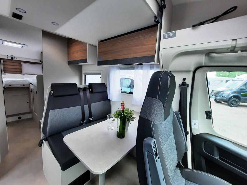 Fahrzeugabbildung LMC Tracer 730 EL Verfüg./Sparen Sie 15.235,- €