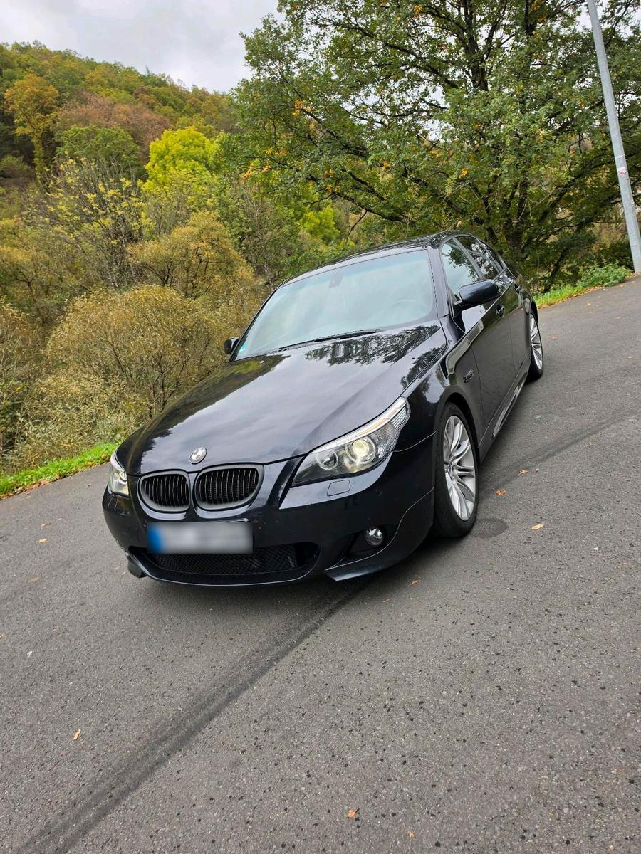 BMW 525