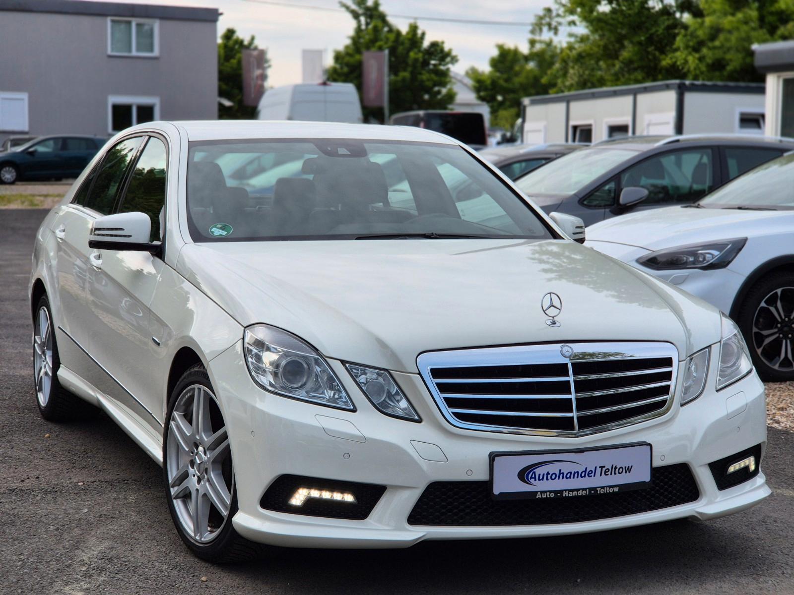 Mercedes-Benz E 200 *AMG-Line *AHK *Bi-Xenon *Navi *SHZ *PDC