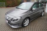 Mercedes-Benz B220 Urban 4Matic LED Navi Totwinkel Kamera SHZ - Mercedes-Benz B 220 Gebrauchtwagen