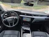 Audi e-tron 55 quattro, HUD, Garantie - Audi e-tron von privat