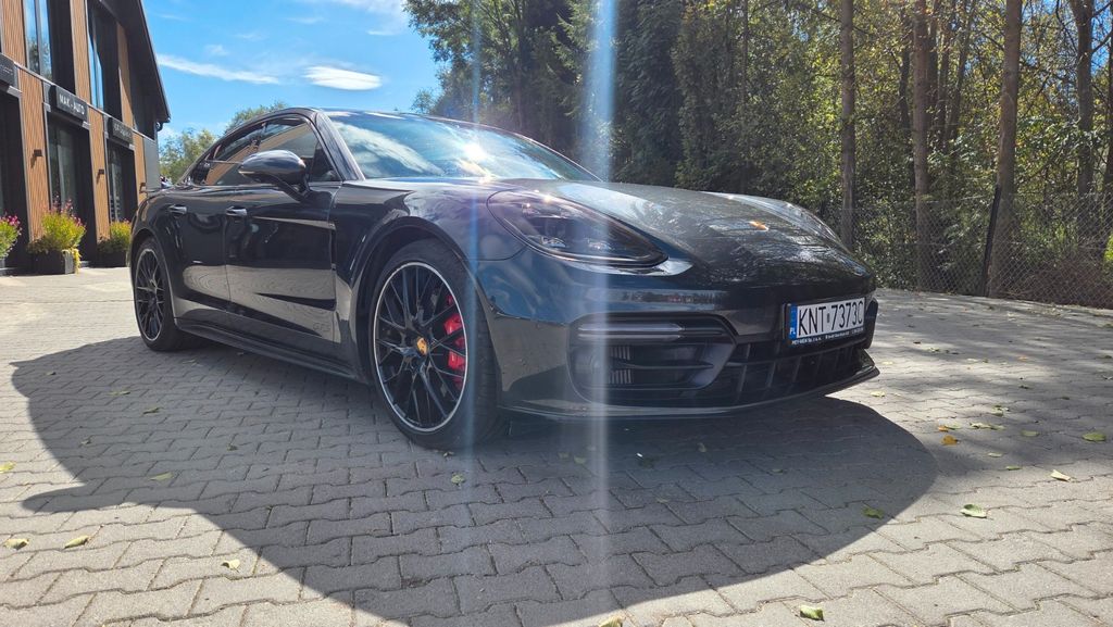 Image of Porsche Panamera