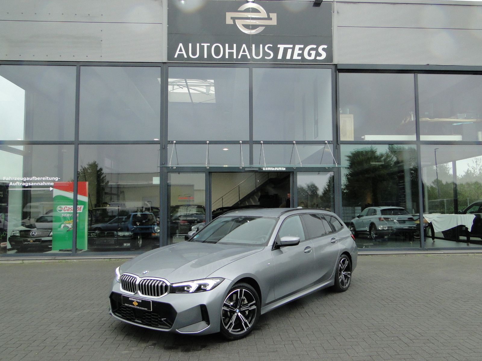 BMW 330i Touring xDrive M Sport