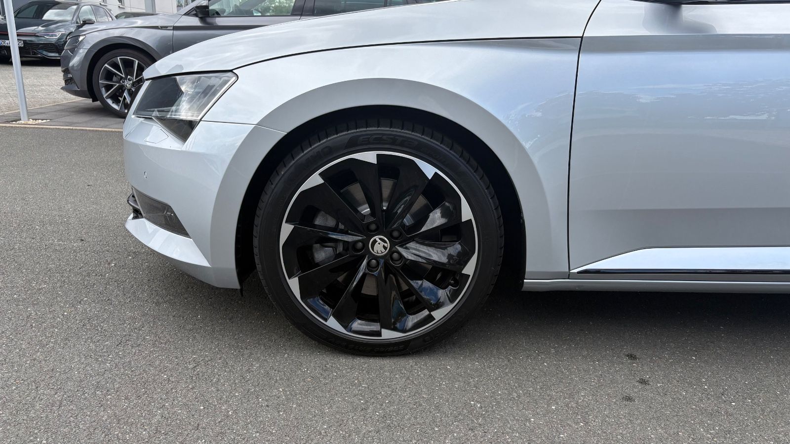 Skoda Superb Combi Sportl. 2.0 TSI 4x4 AHK,DCC,CANTON foto 10