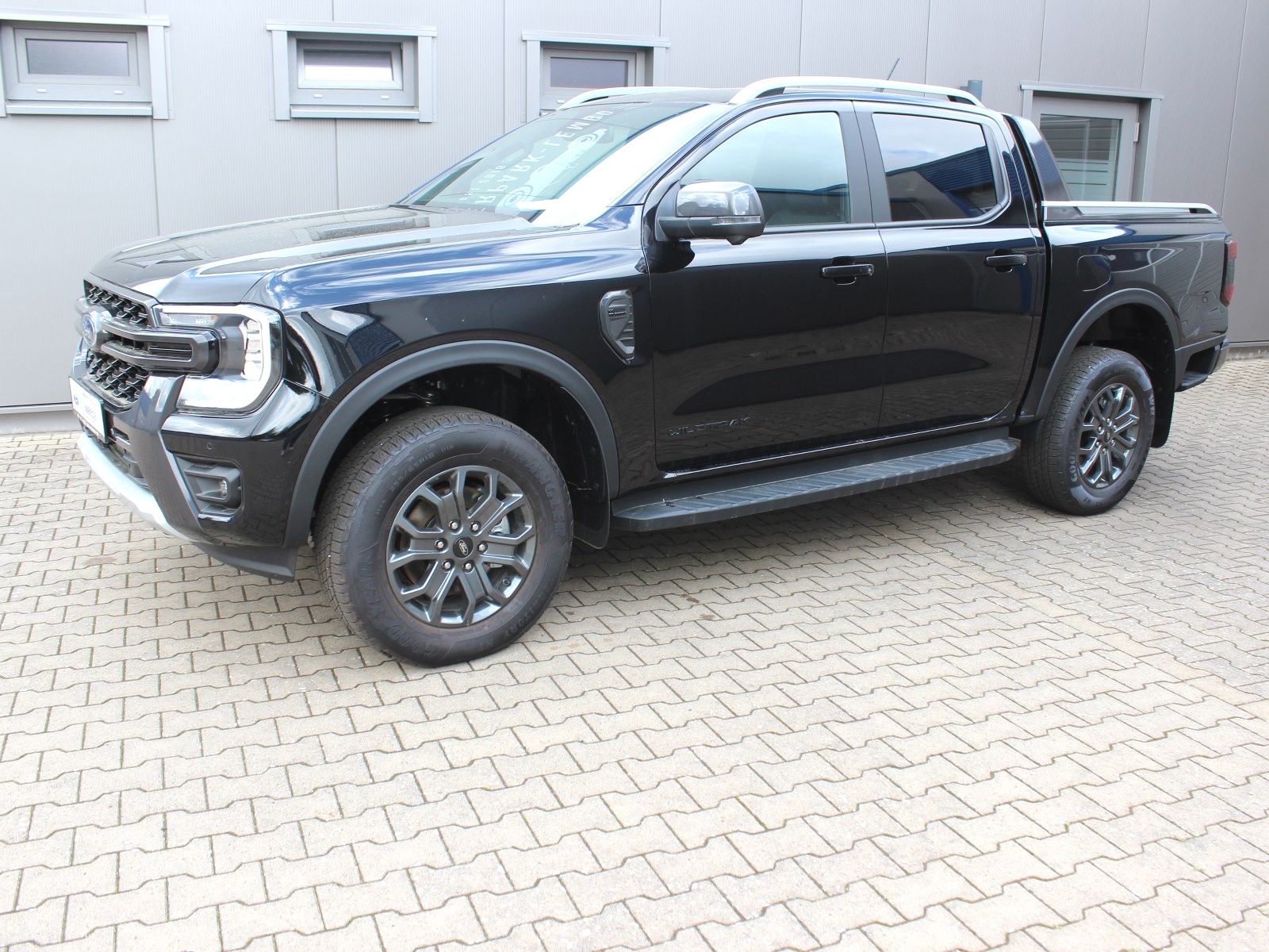 Fahrzeugabbildung Ford Ranger Wildtrak e-4WD Doppelkabine