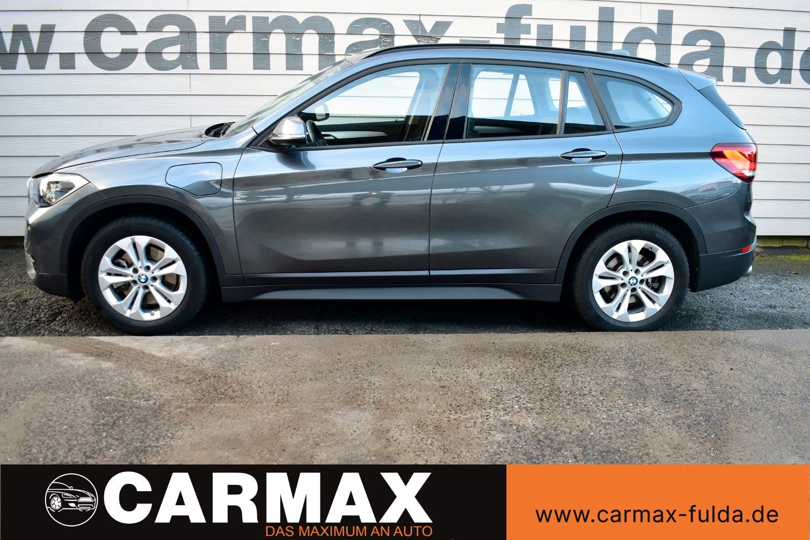 Fahrzeugabbildung BMW X1 xDrive 25e Advantage Leder,Navi,LED,HeadUp,SH