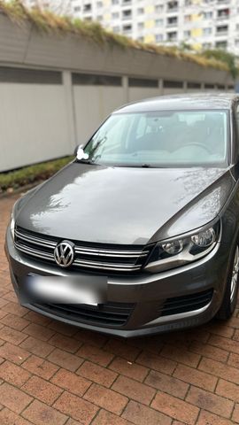 Volkswagen VW Tiguan 2.0 TDI DPF BMT Trend, mit ALLWE...