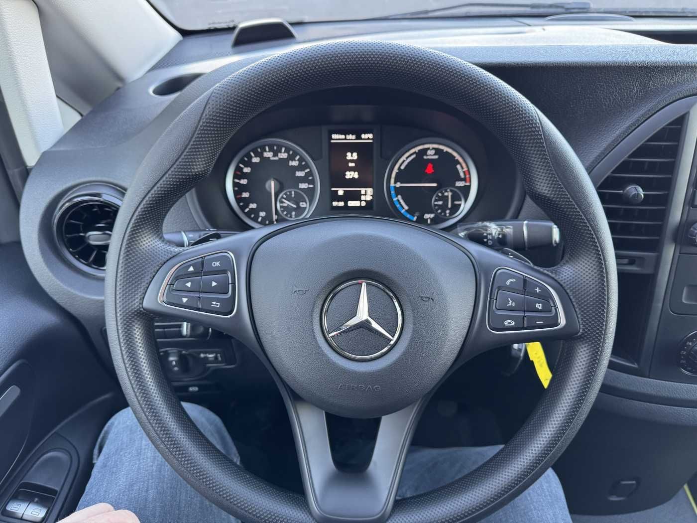 Fahrzeugabbildung Mercedes-Benz eVito 112 Audio 30 Sitzheizung Kamera Tempomat
