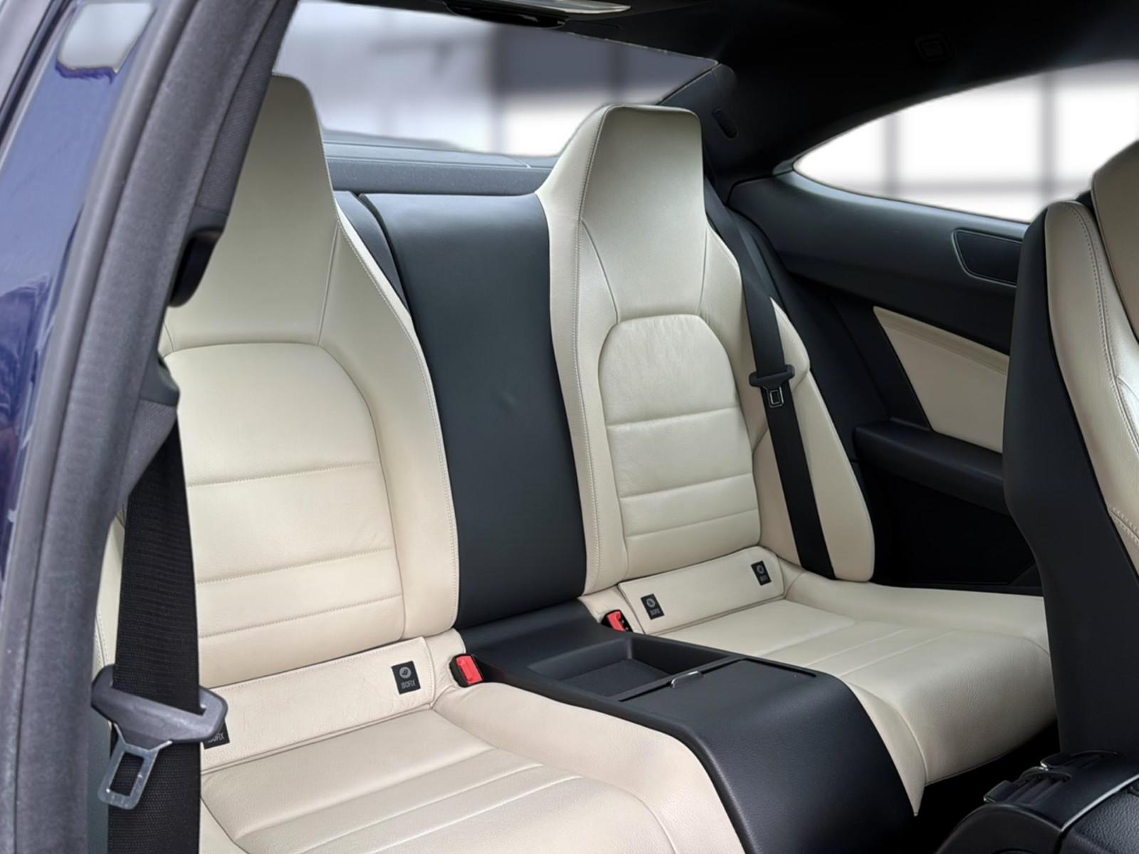 Mercedes-Benz C 180 Coupe CGI+BI-XENON+NAVI+LEDER+PDC+ALU