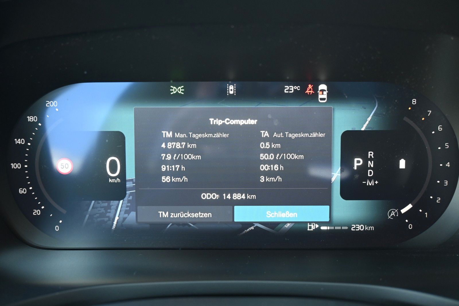 Fahrzeugabbildung Volvo V60 B4 DKG Plus Dark*HuD*PANO*360°*ACC