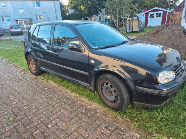 Volkswagen Golf 4 an Bastler