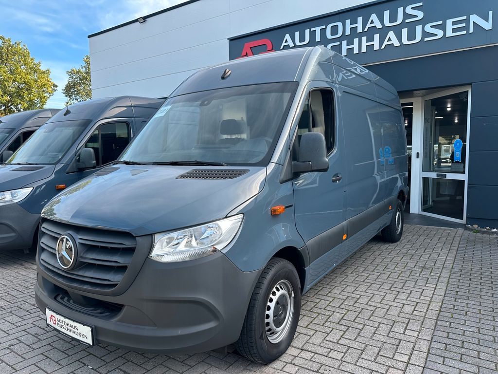 Image of Mercedes-Benz eSprinter