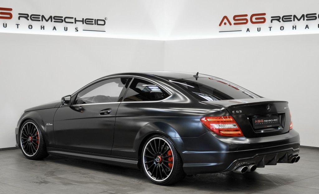 Mercedes Benz C 63 Amg