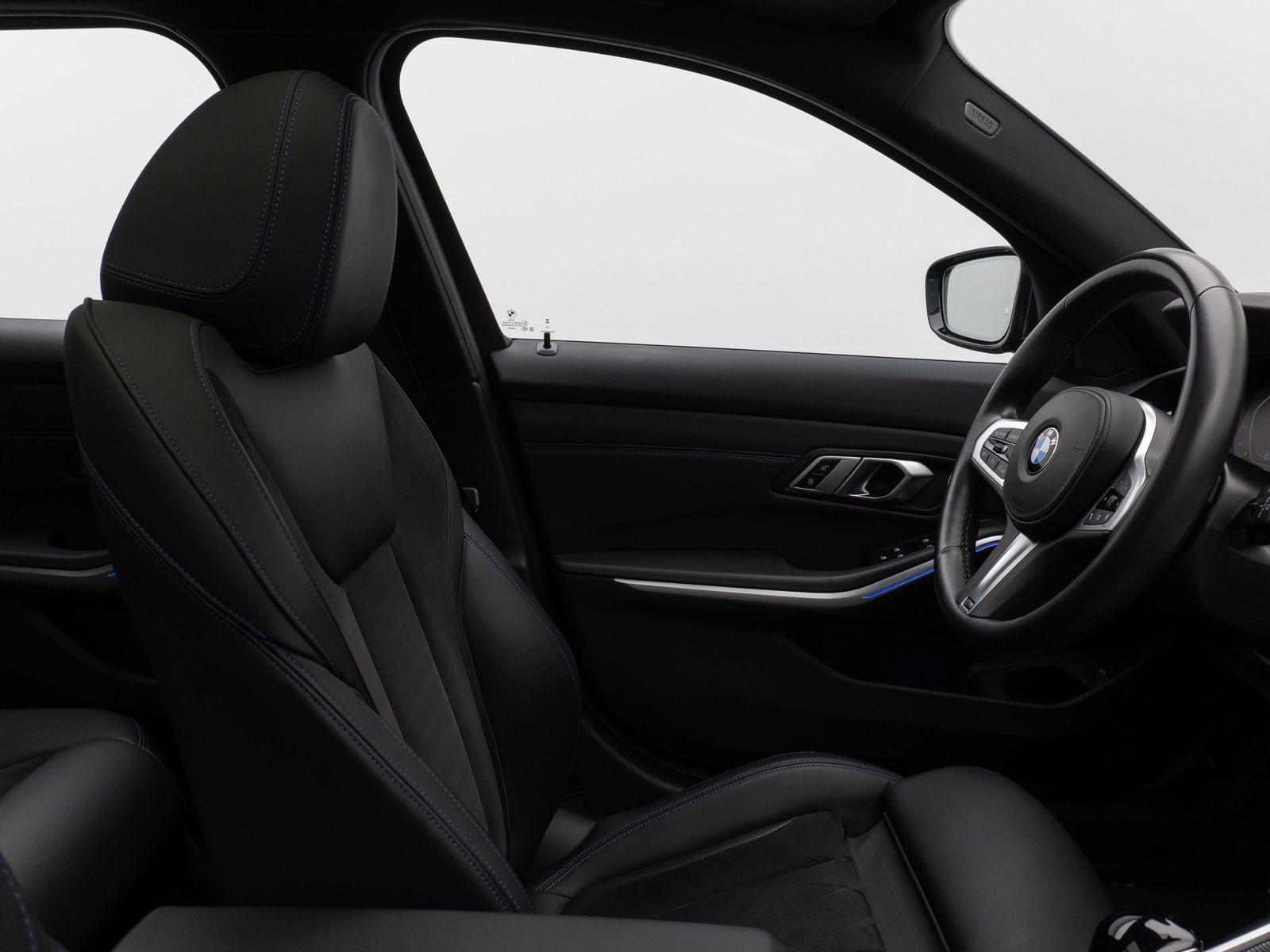 Fahrzeugabbildung BMW 320d M Sport Kamera DAB HiFi Komfort Alarm 19Zol