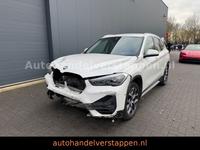 BMW X1 sDrive 18i xLine 103KW Leder Navi LED Facelif