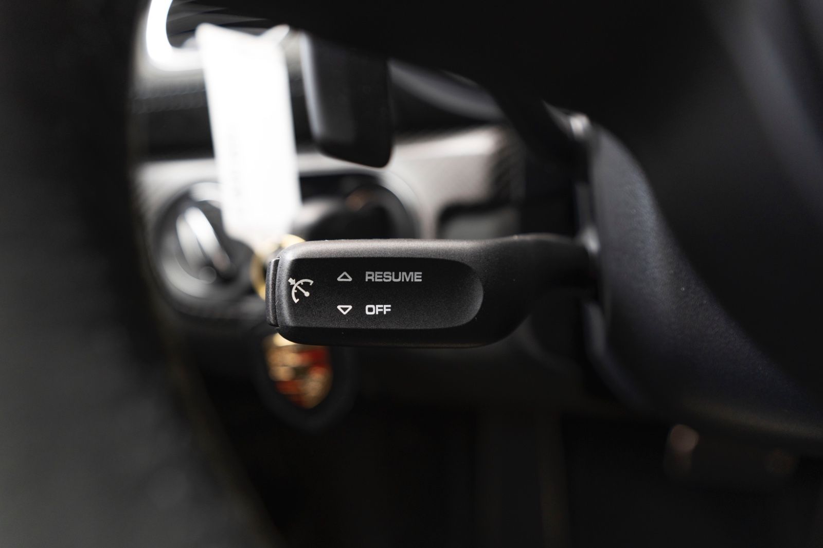 Fahrzeugabbildung Porsche Cayman GT4 RS WEISSACH LIFT BOSE PCCB MAGNESIUM