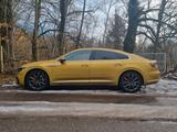 Volkswagen Arteon 2.0 TSI OPF DSG 4MOTION R-Line R-Line - gebrauchte VW Arteon aus dem Jahr 2019