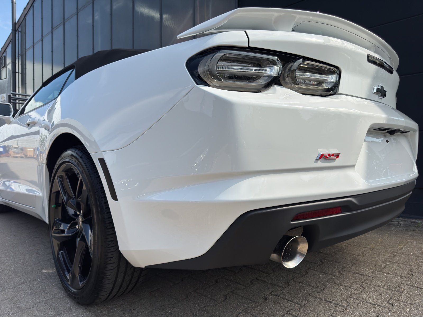 Fahrzeugabbildung Chevrolet Camaro Cabriolet Automatic RS PAKET/NAVI/RFK/TEM