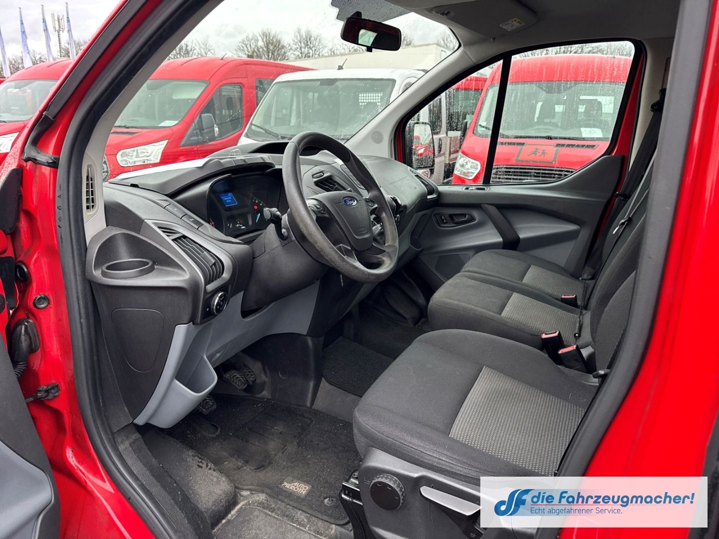 Fahrzeugabbildung Ford Transit Custom Tourneo 300 L1 *2296