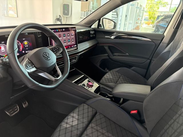 Tiguan  R-Line eHybrid MATRIX NAV STH AHK 5JGAR
