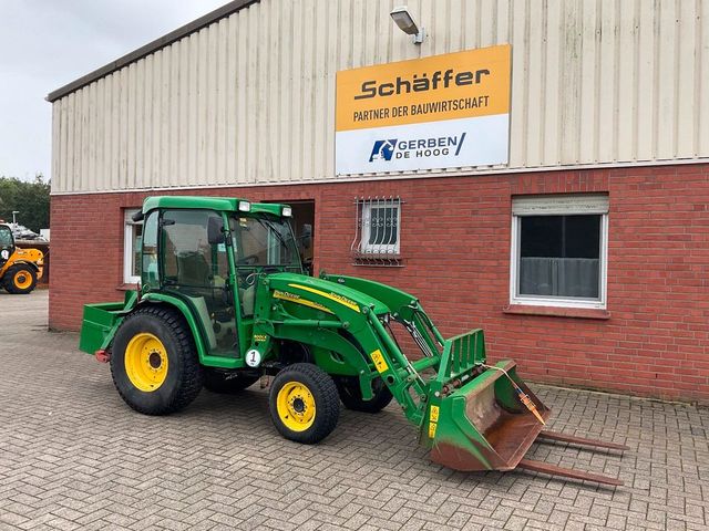 John Deere 3320 Hofschlepper mit Frontlader! 4x4 Allrad!