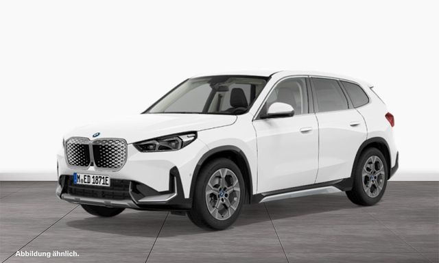 BMW iX1 xDrive30